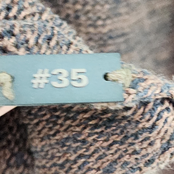 Women's Vintage Linen Silk Blend Chunky Knit Slouchy  V-neck Sweater - Picture 6 of 8